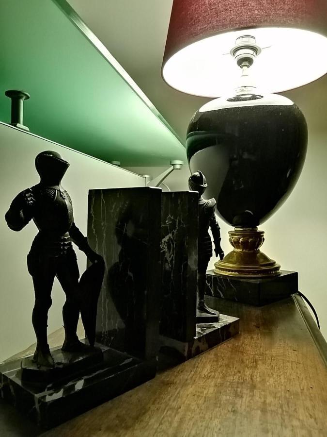 Auberge De La Gare - Dortoir & Ostello Hone Eksteriør bilde