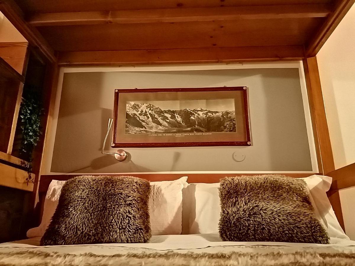 Auberge De La Gare - Dortoir & Ostello Hone Eksteriør bilde