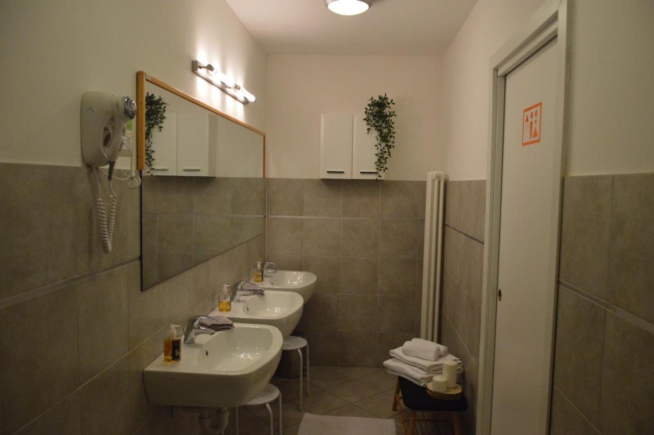 Auberge De La Gare - Dortoir & Ostello Hone Rom bilde